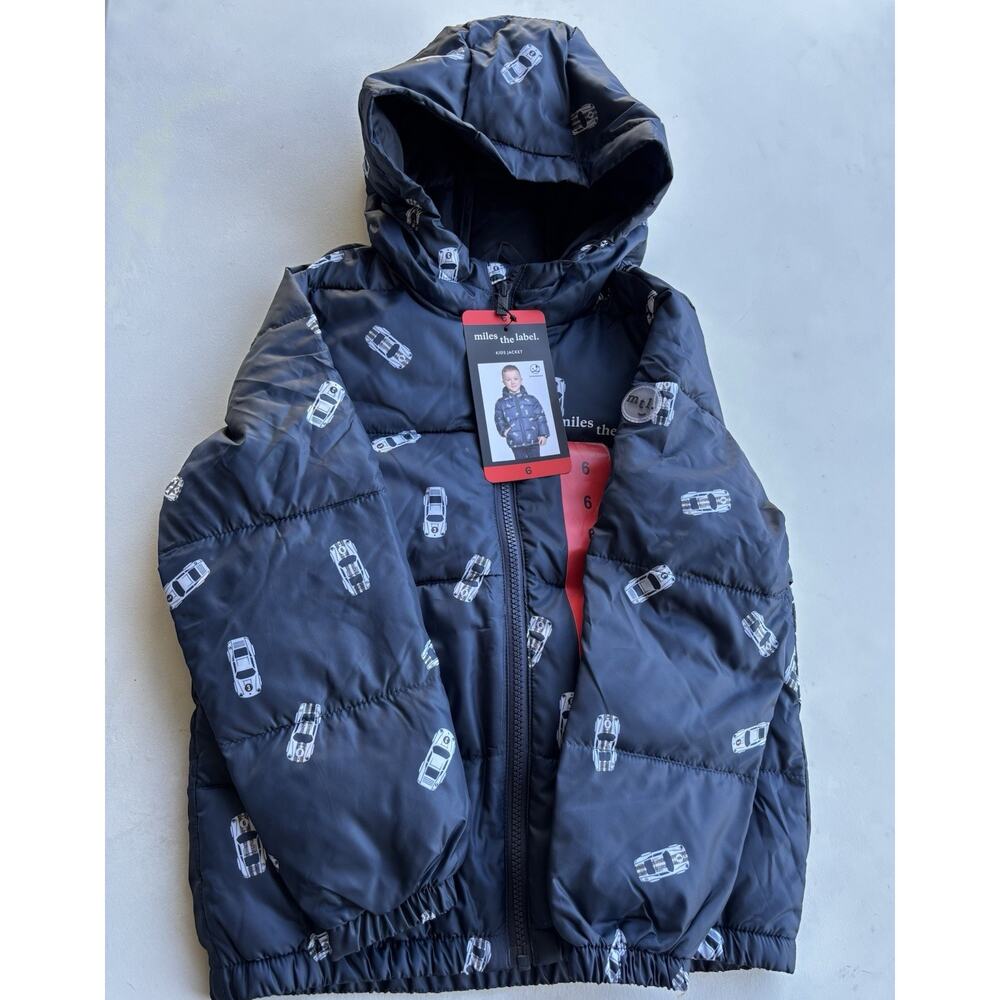 Miles the Label Kids Hooded Puffer Jacket Boys Navy Car Design Size 6. NWT